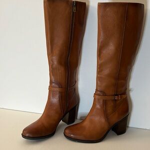 Naturalized 9.5 riding boots!